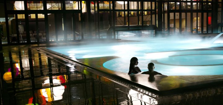 Evaporazione dell'acqua in piscina